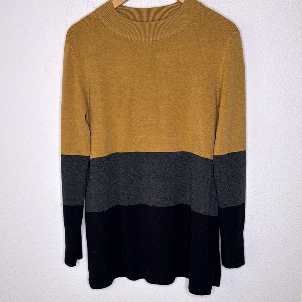 French Connection Babysoft Normie Sweater size small - Picture 2 of 4